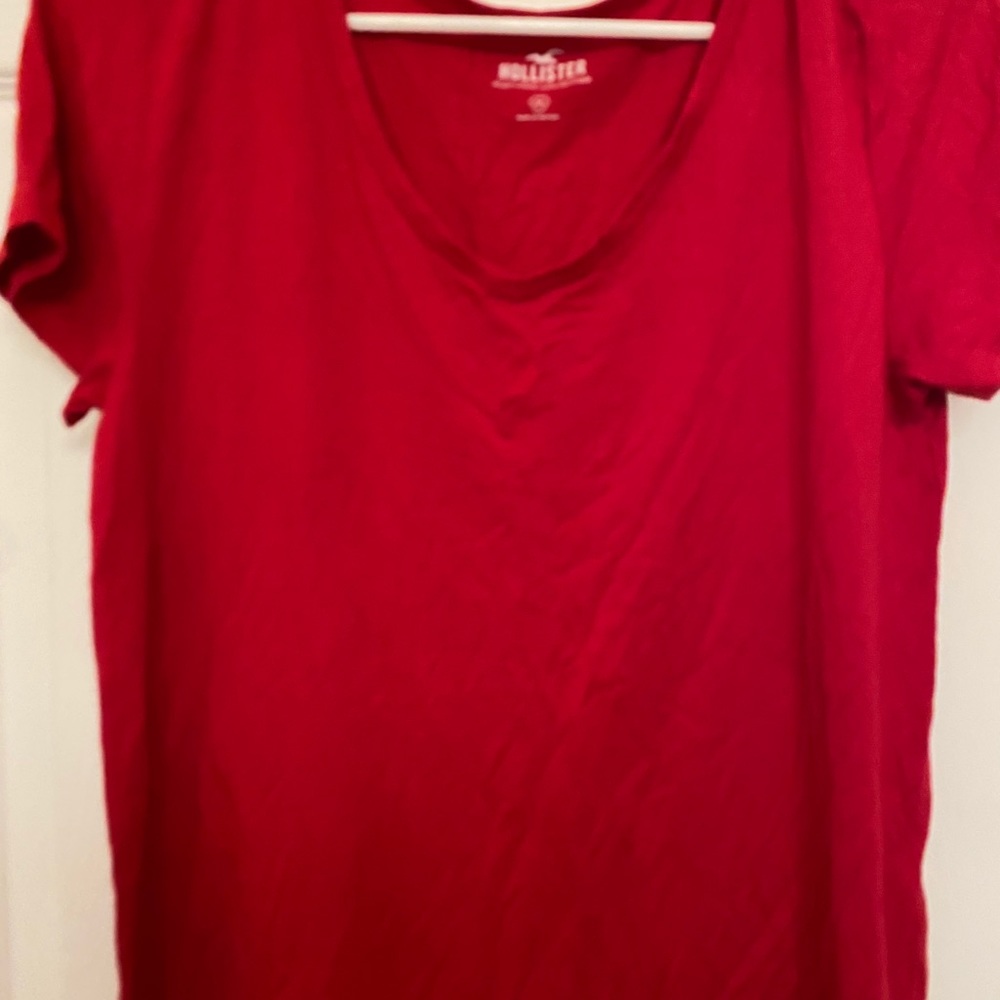 hollister v neck